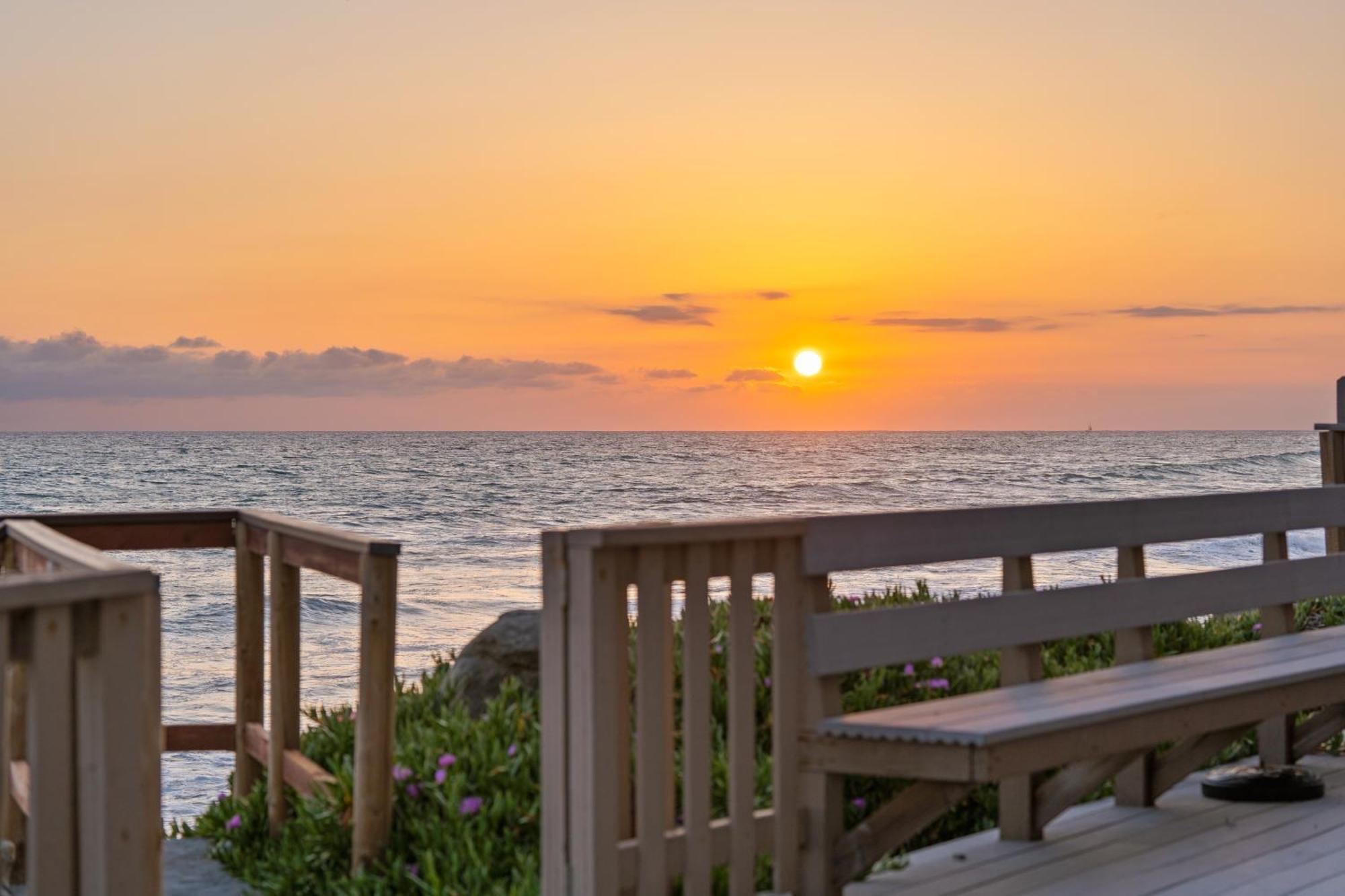 Oceanfront 3-Unit Complex - Private Deck - Bbq Villa Oceanside Exterior photo